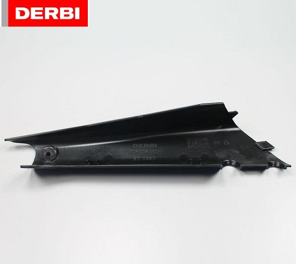 Derbi GPR 2004-2010 achter kap rechts